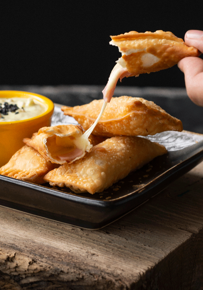TEQUEÑOS JAMÓN Y QUESO