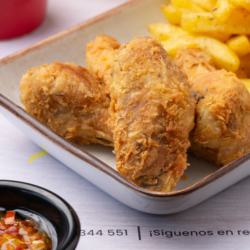 CRISPY WINGS<br> (Saladas/10 unid.)